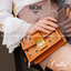 M.C.M MINI GRETL CROSSBODY BAG IN VISETOS คอลเลคชั่นใหม่ล่าสุด ดีไซน์ไซส์กะทัดรัด เหมาะกับการเก็บของสำคัญของสาวๆ ได้อย่างมั่นใจ สะพายได้แบบคล่องตัว กระเป๋าสะพายข้าง ทรงสวย ออกแบบล้อมกรอบด้วยหนังแท้ ตัวกระเป๋าเป็นหนังแคนวาสคุณภาพ เปิด-ปิดด้วยตัวกดล็อค ภายใ