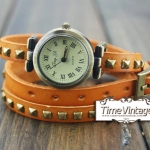 นาฬิกาหนัง พันข้อมือ 3 รอบ-สีส้ม (ฟรีค่าจัดส่ง EMS)